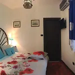 לינה וארוחת בוקר Piera Montecucco סטינטינו