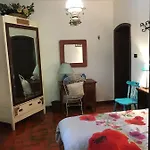 Piera Montecucco לינה וארוחת בוקר *