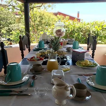 Alojamento de Acomodação e Pequeno-almoço Piera Montecucco Stintino